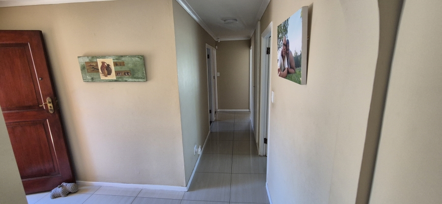 3 Bedroom Property for Sale in Table View Western Cape